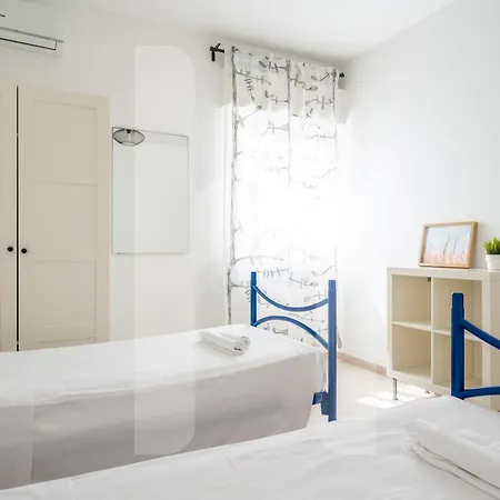 Homiday - Via Gramsci Azzurro * Pineto