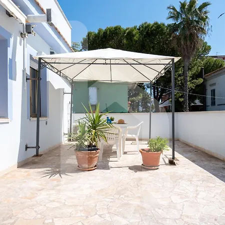 Apartment Homiday - Via Gramsci Azzurro Pineto