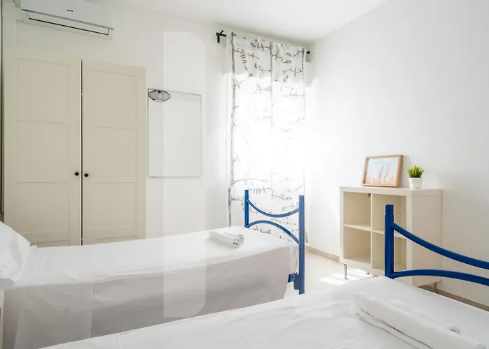 Homiday - Via Gramsci Azzurro * Pineto