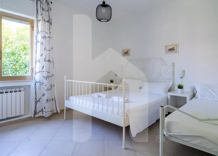 Homiday - Via Gramsci Azzurro Apartment Pineto