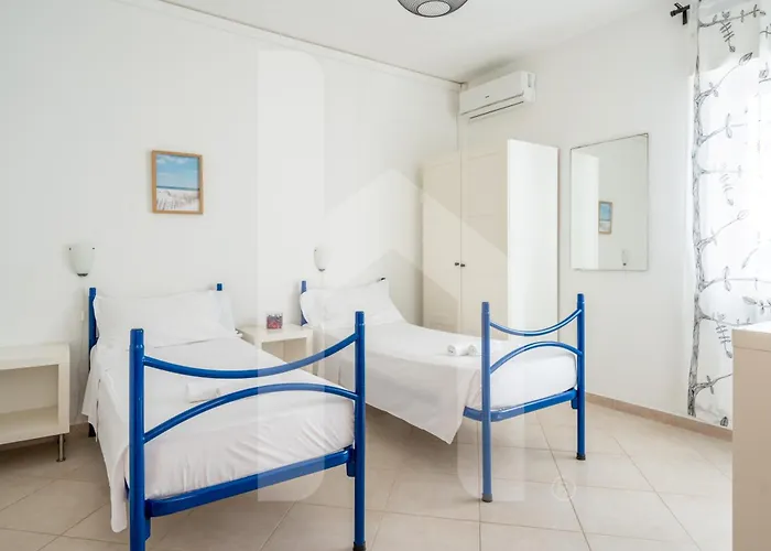 Homiday - Via Gramsci Azzurro Apartment Pineto