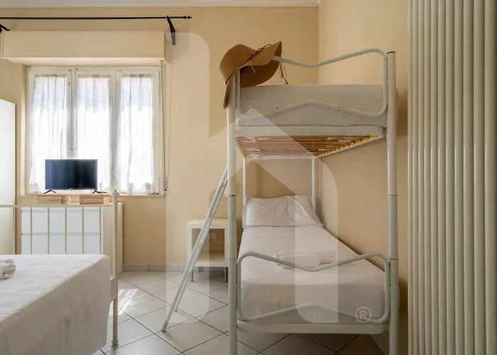 Homiday - Via Gramsci Azzurro Apartment Pineto